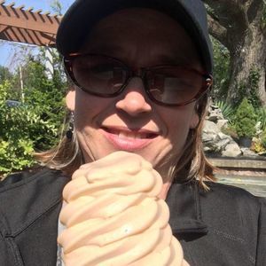 Meet your Posher, Carole